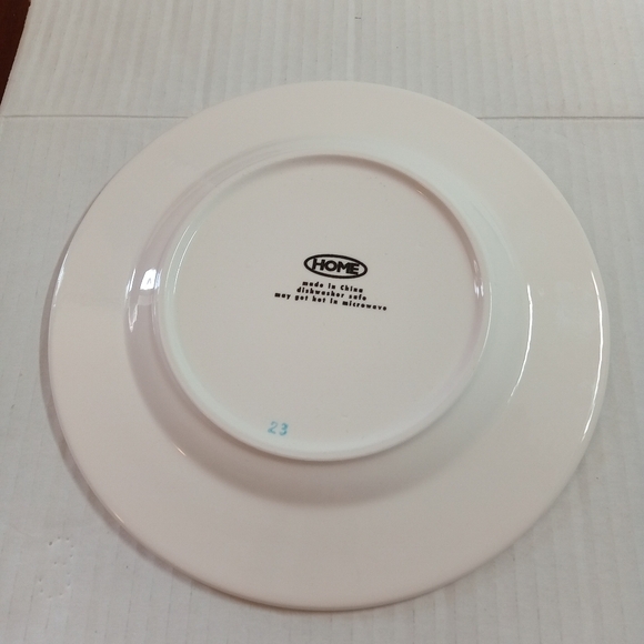 HOME Northwoods Collection Cabin Snowflake 8"Salad Plate - Picture 4 of 5